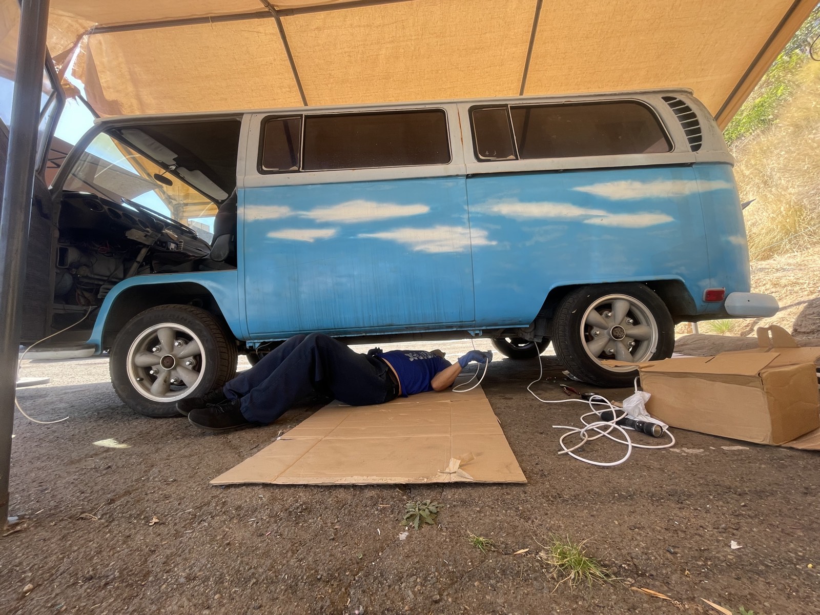 Custom audio wiring — VW bus